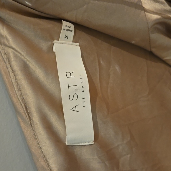 AsTR the Label sequins dress size zm - Picture 7 of 8